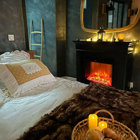 Le Chalet Romantique, Spa, Ecran Cinema, Lit King Size, Day Use, 10 Min Centre Amiens Exterior photo